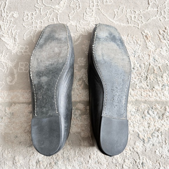 Tory Burch Black Flats with Gold Accent Size 10M - Picture 10 of 11